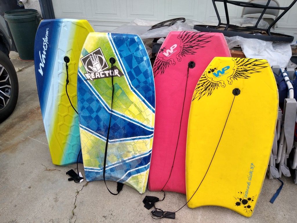 4 Boogie Boards!