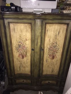 Wooden Cabinet 