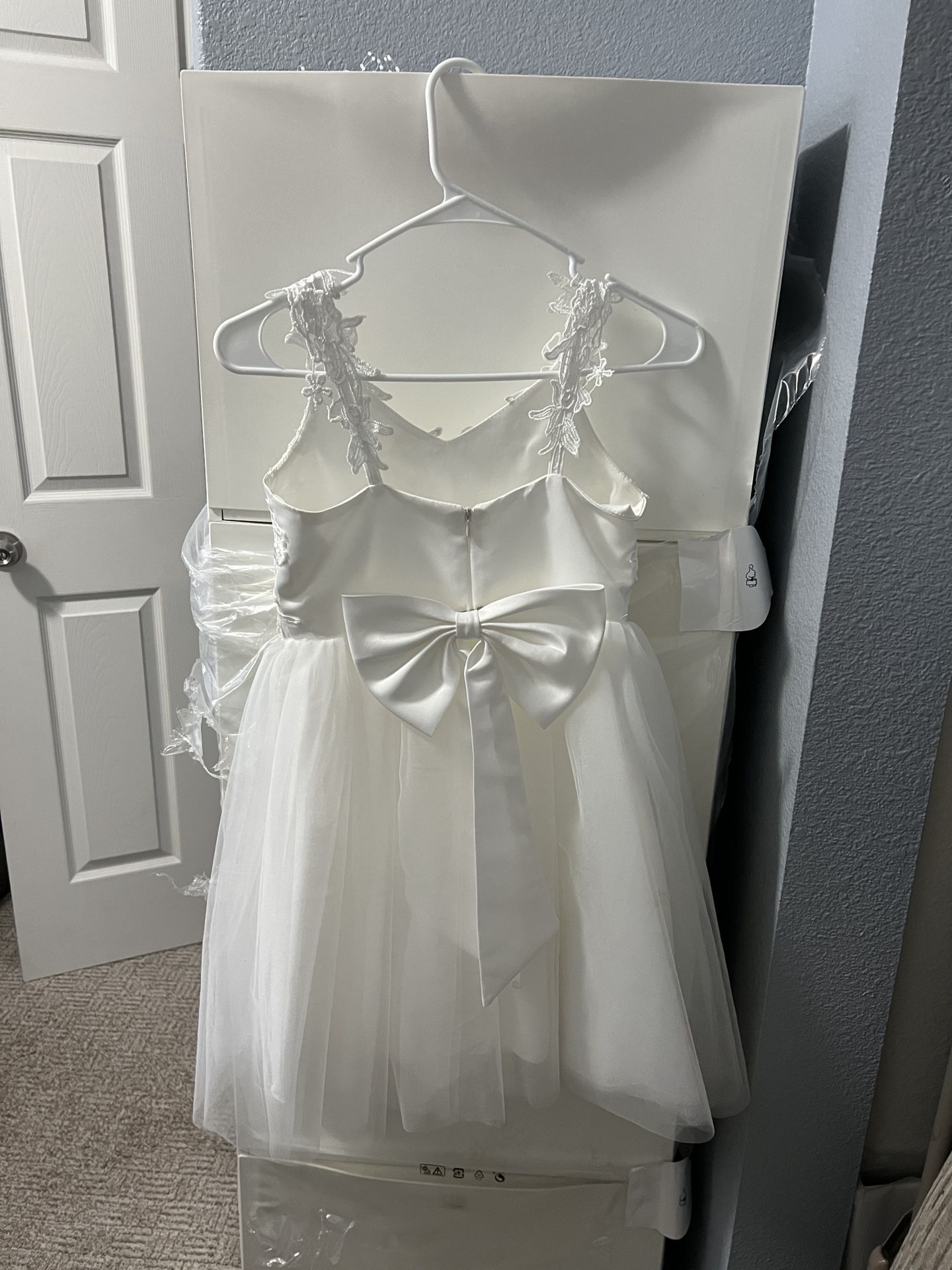 Flower Girl Dress With Vaile