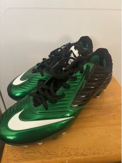Football cleats