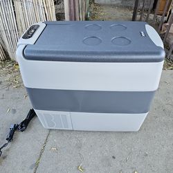 Setpower Aj50 Portable Refrigerator/Freezer