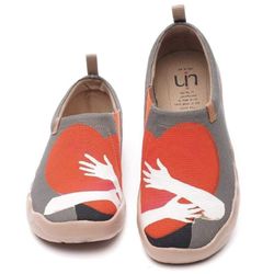 UIN warm heart Toledo comfy lightweight canvas shoes women’s Size 8.5
