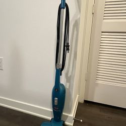 Bissell Featherweight Vacuum 