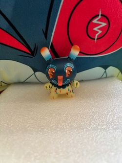 Kidrobot Dunny 3” 2011 Series Lightning Bolt Travis Lampe (No Box)