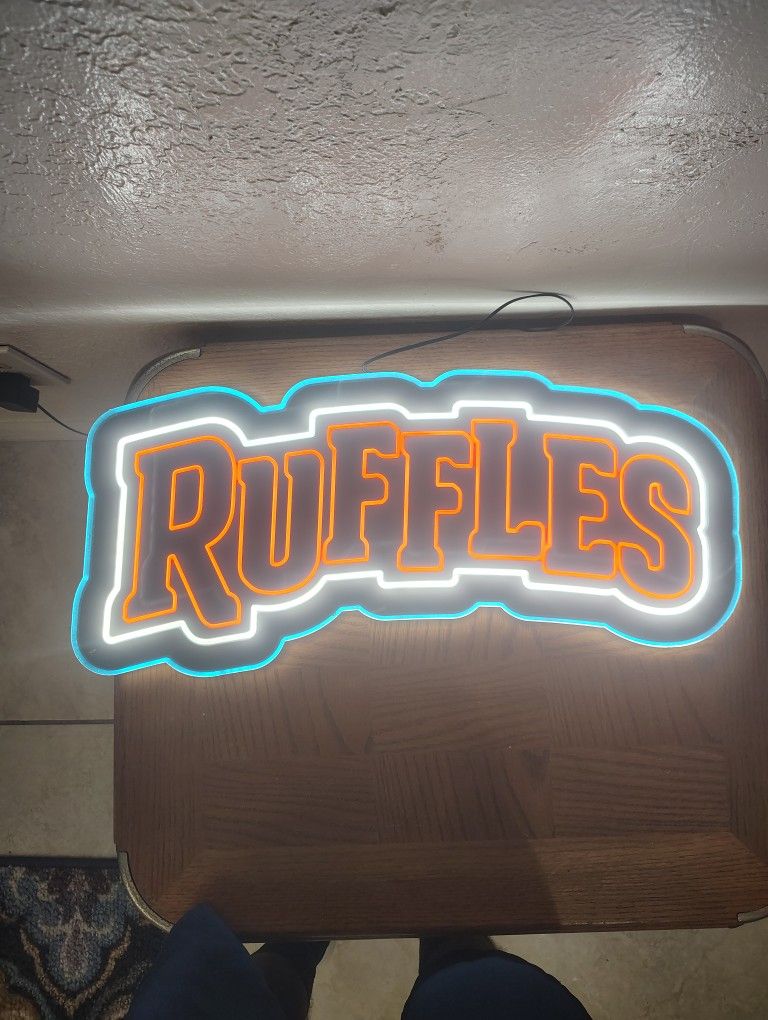 Light Up Sign (Ruffles)