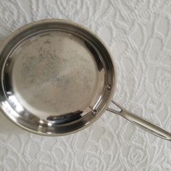 Cuisinart Stainless Skillet. 9 Inch Skillet. 