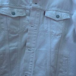 ALL WHITE LEVI JACKET BRAND NEW