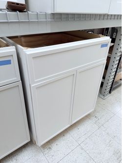 White slim shaker base kitchen cabinets 27”in