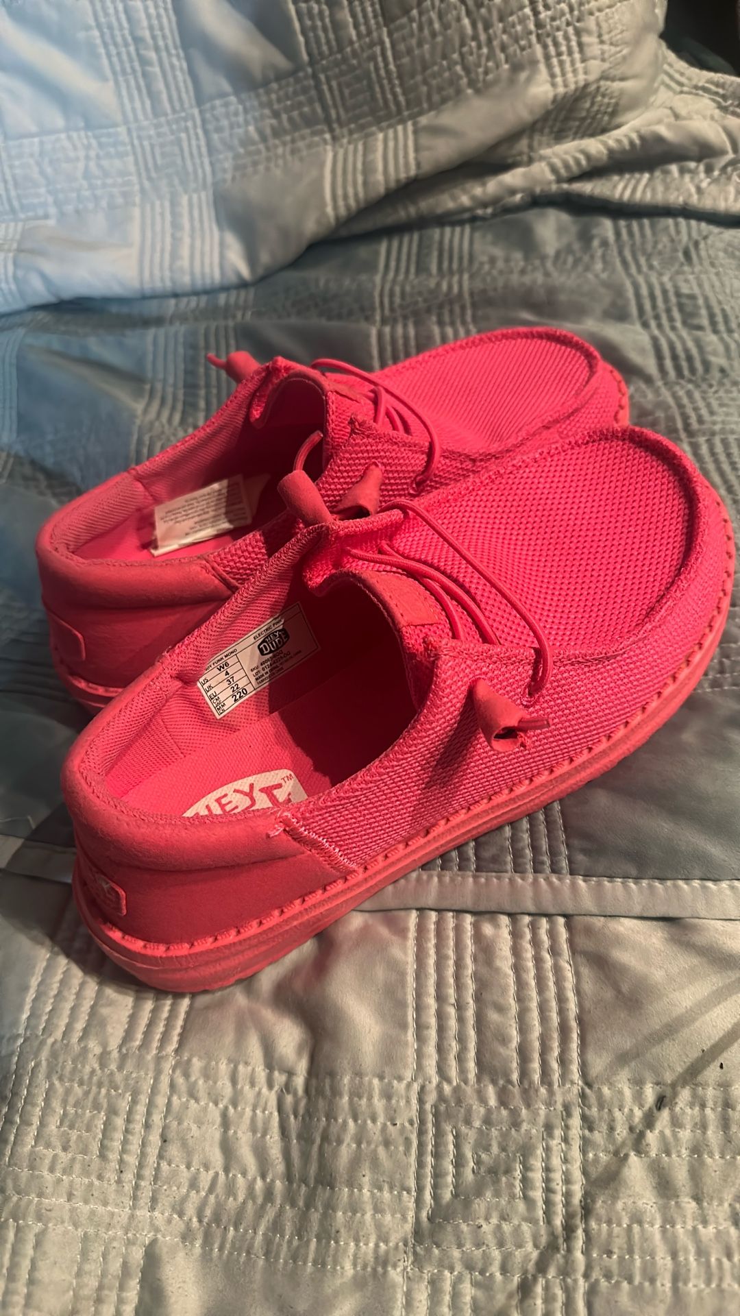 Hot Pink Hey Dude Shoes Size 6