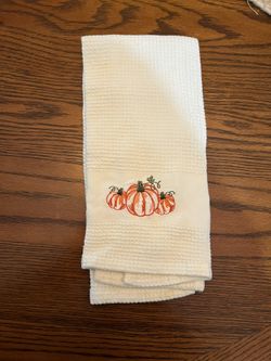 Autumn Hand Towel Three Pumpkins