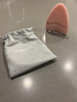 Silicone Facial Cleansing Brush