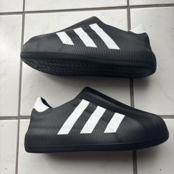 Adidas slip One For sale