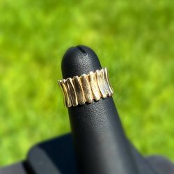 Vintage Jewelry 14k solid yellow gold spike wedding band ring size 5.00