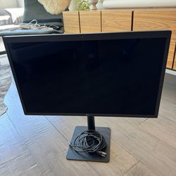 LG Ultrafine 5k 27” Monitor (Best Offer)