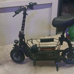 Gyroor C1S 800 Watt Electric Scooter 