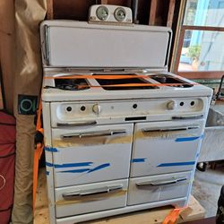 Antique Wedgewood Range/Oven/Stove