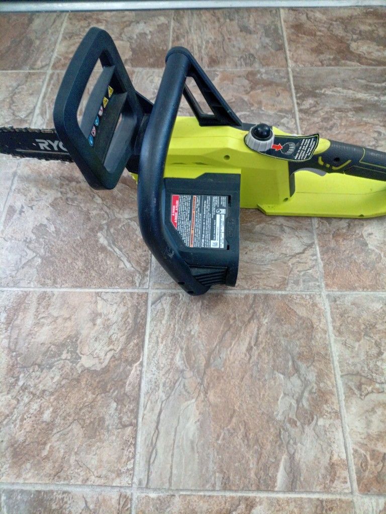 Ryobi 18v Chain Saw. 10inc