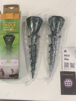 Solar Powered Mole & Vole Chaser Repellant For Lawn. 2 Pack. NEW