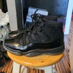 Jordan 11 Cap And Gown Sz 9.5 $80