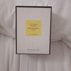 Victoria Secret Bombshell