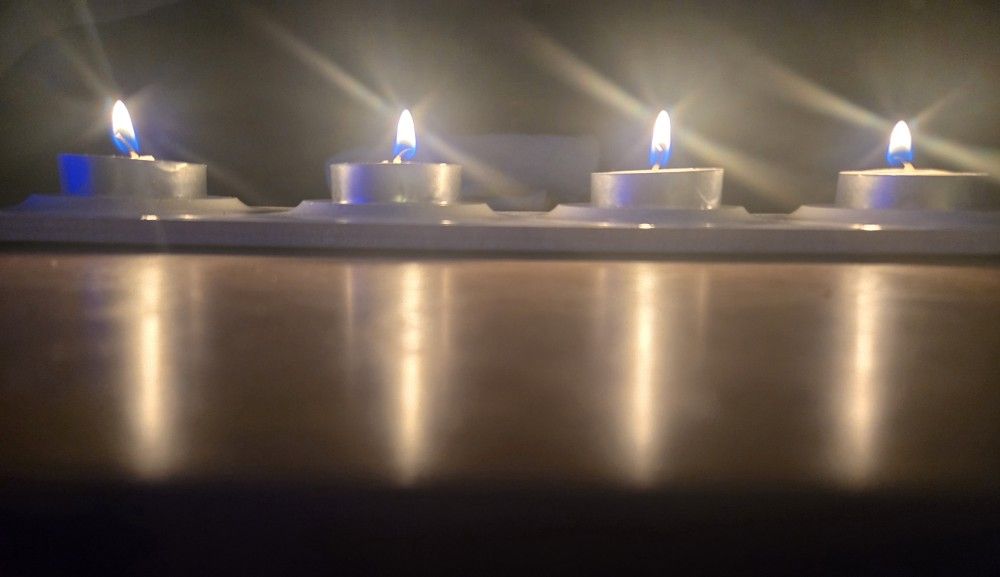 Tile Tea Light Candle Display (Holds 4)