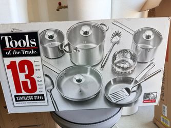 13 PIECE COOKWARE SET