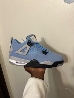 Jordan 4 blue size 8.5