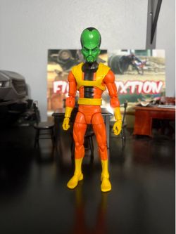 Marvel Legends The Leader
