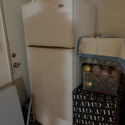 Whirlpool 18 Cu Ft Refrigerator Never Used Garage Stored