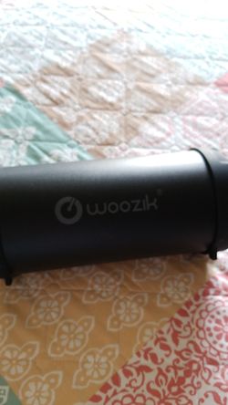 Woozik bluetooth speaker
