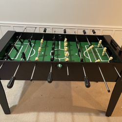 FOOSBALL SOCCER TABLE