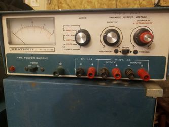 HEATHKIT IP2718 Tri- Power supply