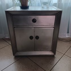 Peir 1 imports Side Table Night Stand New