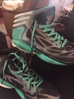 KD ADIDAS BASKETBALL SHOES