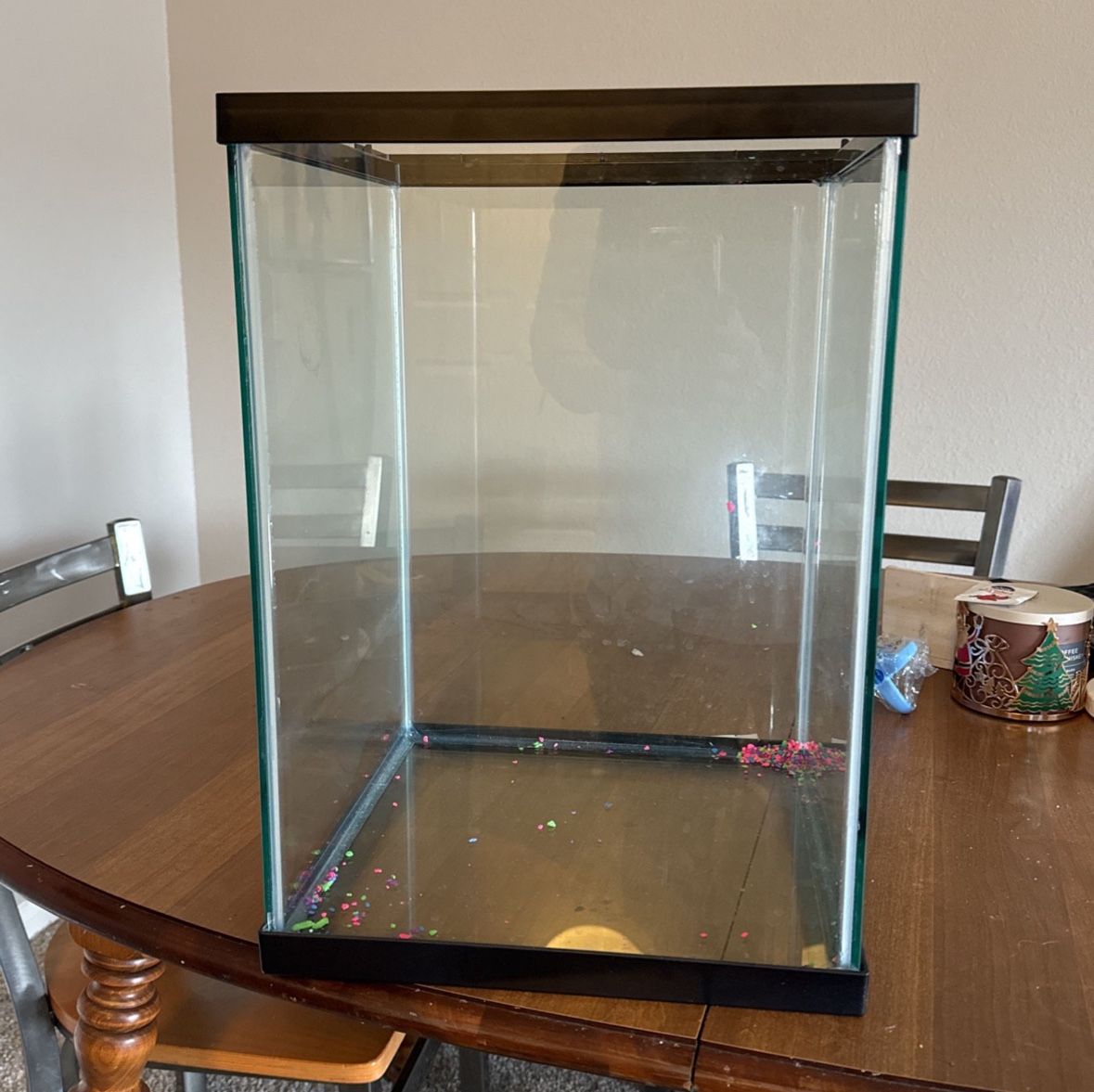 10 Gallon Aquarium 