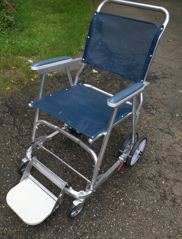 Winco 113 Foldable Light Mesh Wheelchair wheel chair for Sale in New