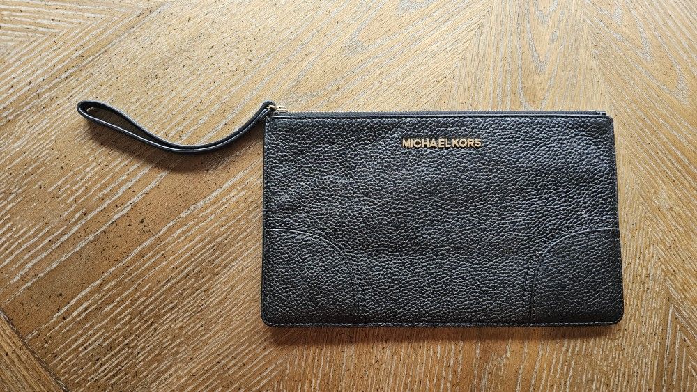 NEW MICHAEL KORS BLACK LEATHER LG ZIP POUCH PURSE CLUTCH WRISTLET