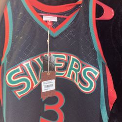 Large Iverson Jersey 