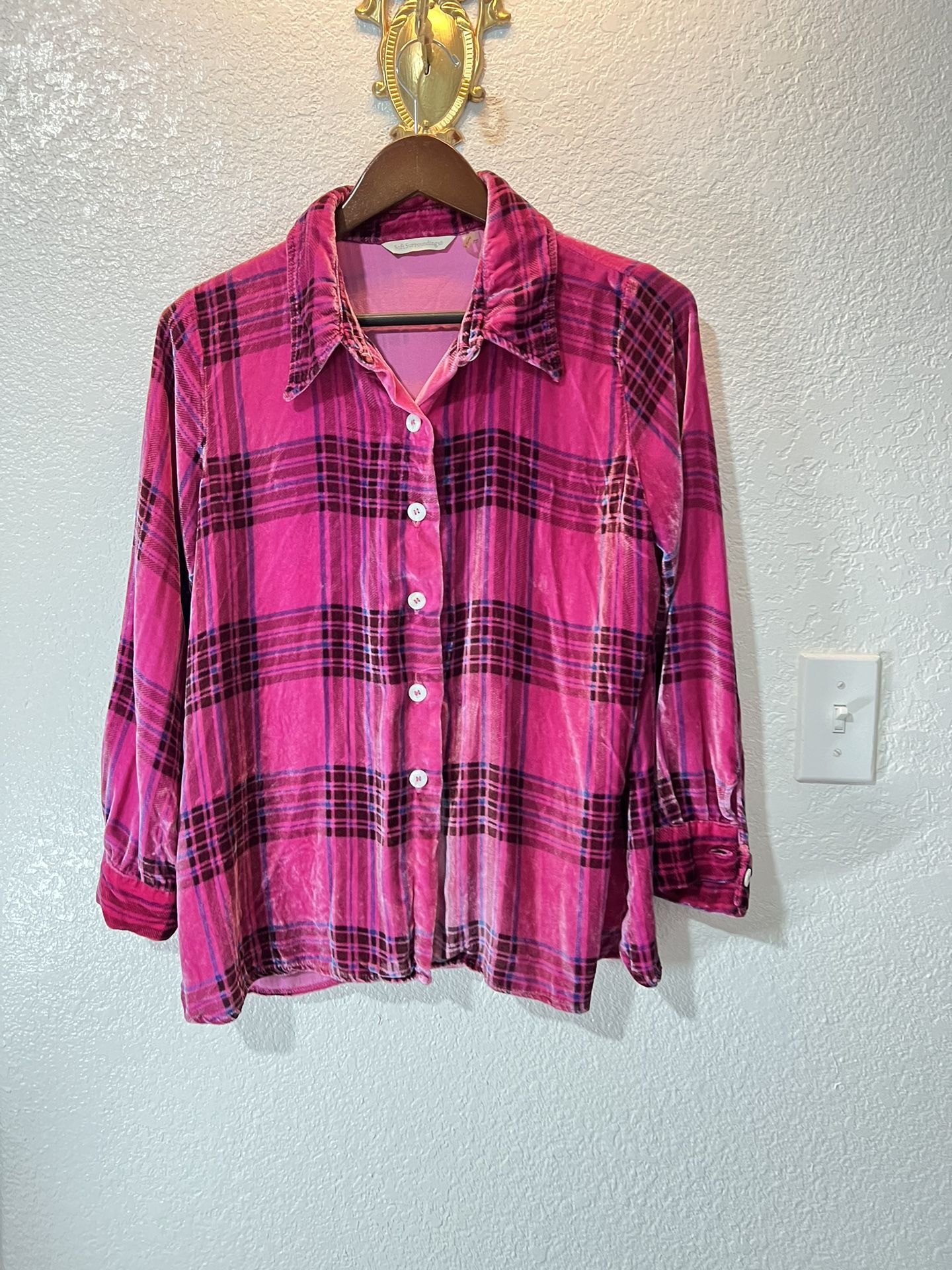 Soft surroundings pink fuchsia plaid velvet long sleeve top size P /m