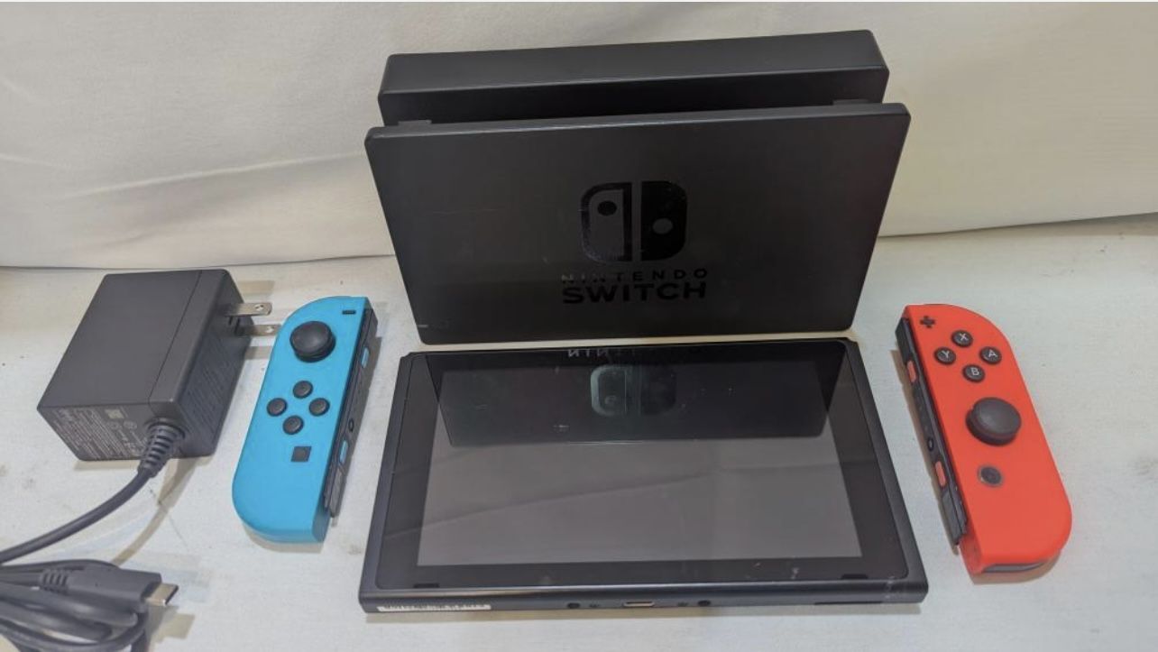 Nintendo Switch Used