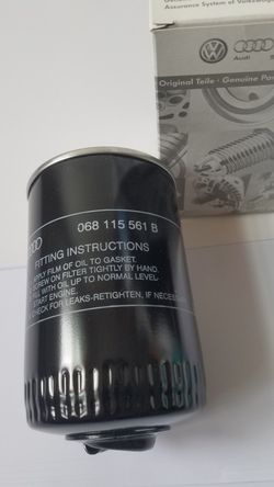 VW GENUINE OIL FILTER