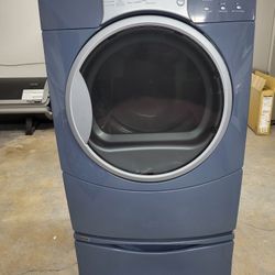 Kenmore Dryer (Delivery Available)