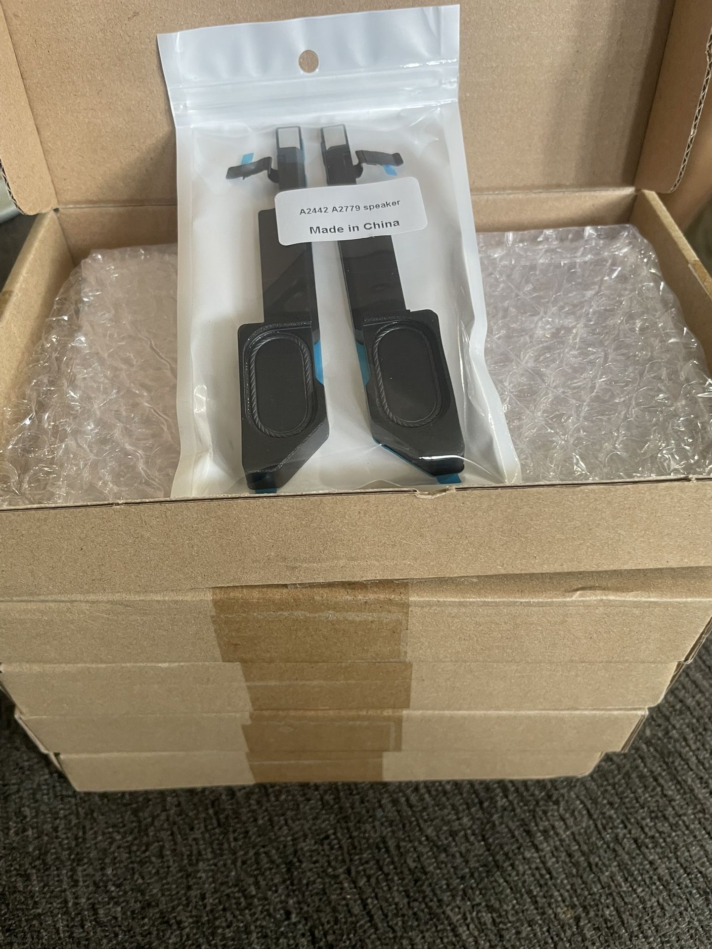 MacBook Pro 14" A2442 Speakers