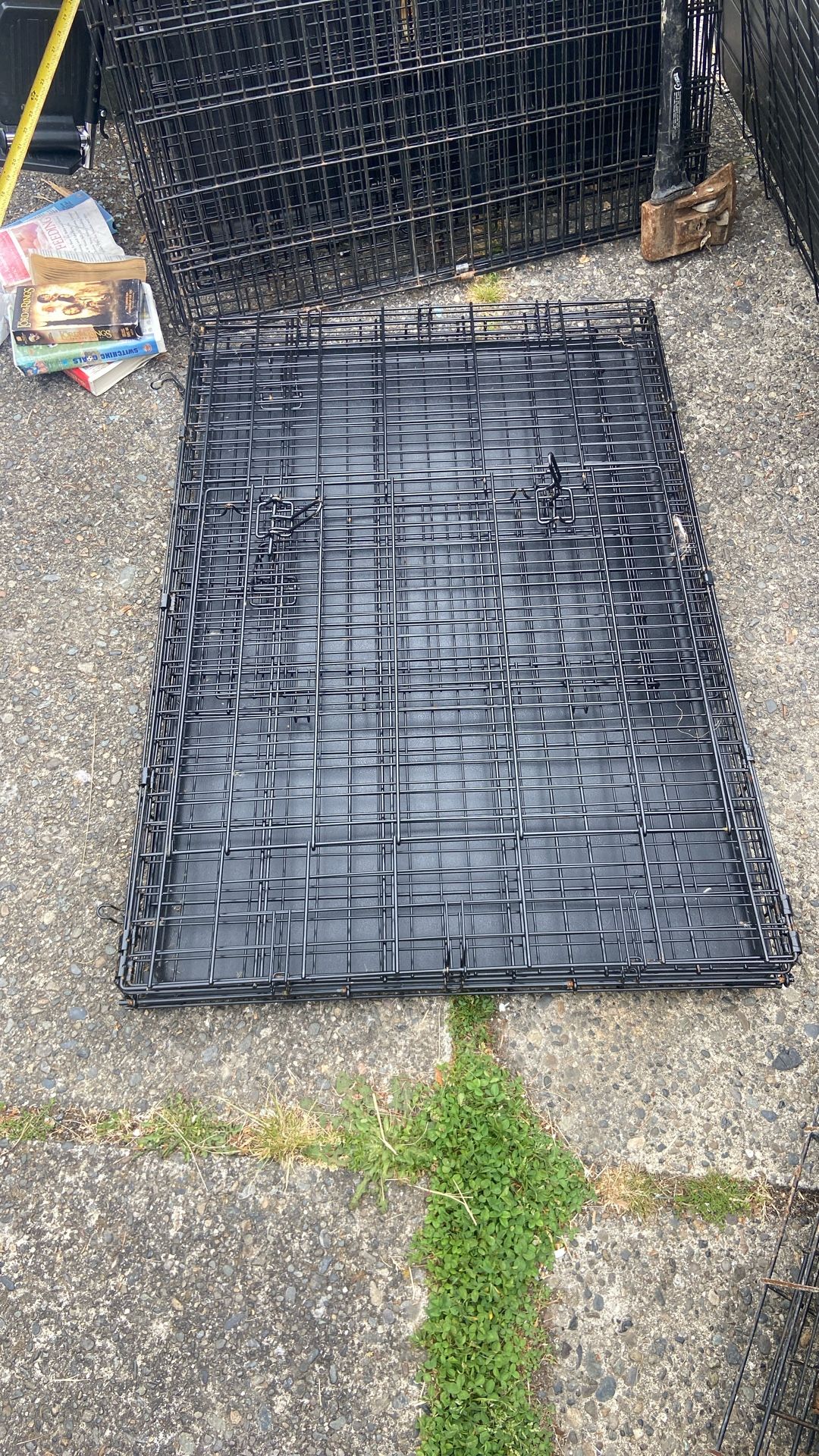 Dog Crate Size 42 2 Gate Price 45$. Pick Up. E. 72. and Grand. View. E. Tacoma