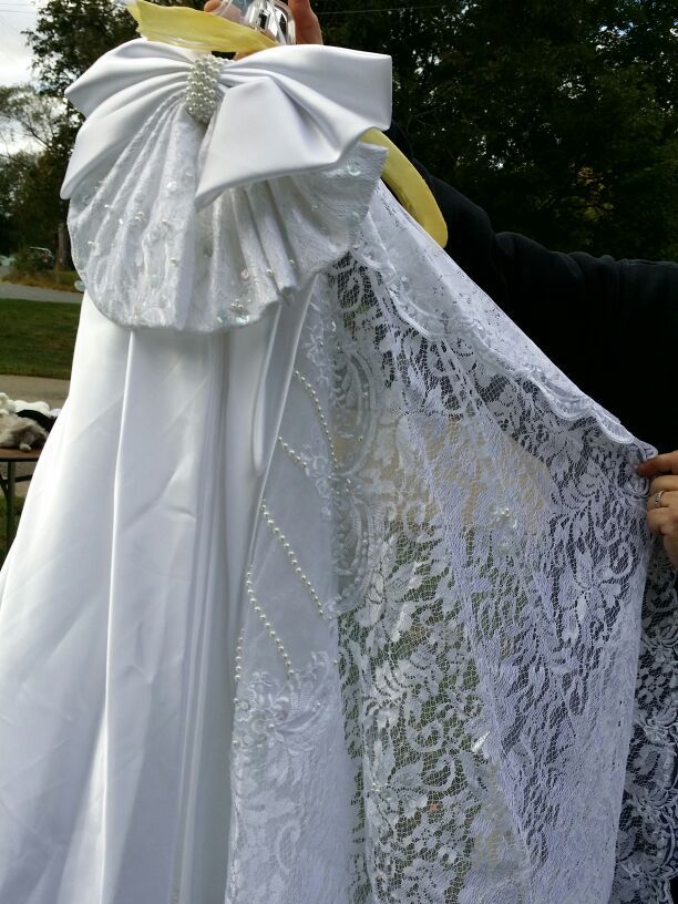 Wedding dress long sleeve plus size never worn