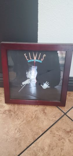 Elvis Presley clock