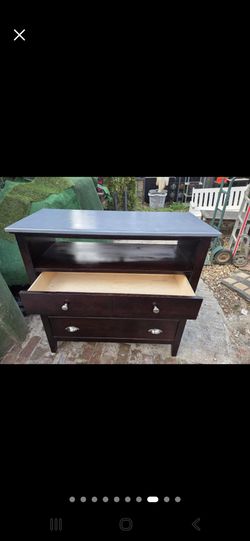 Side board, Entertainment 36 x 20 n 38 inch tall