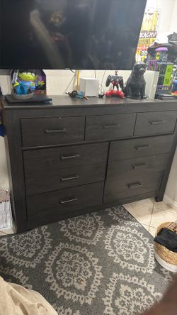 Dresser