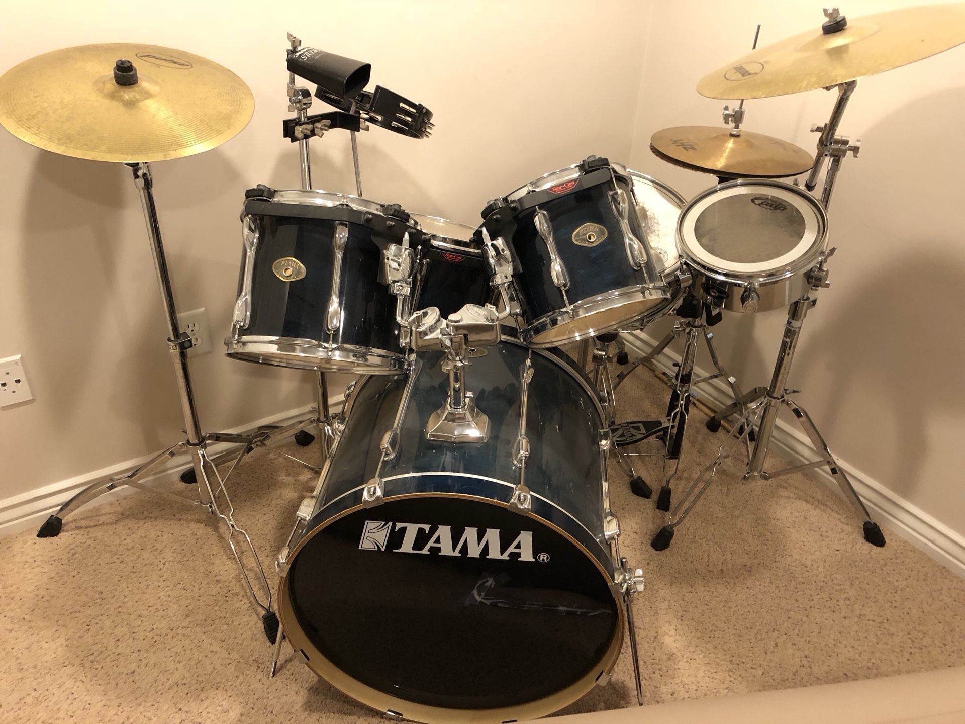 Drum set-Tama