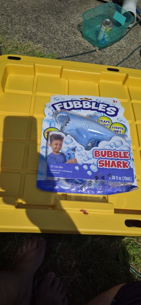 New Shark Bubble Gun